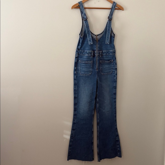 American Eagle Stretch Flare Jean Denim Overalls Front Zip Retro Vibe Size 8 - Picture 5 of 16